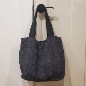 Spacious Fabric Tote Bag